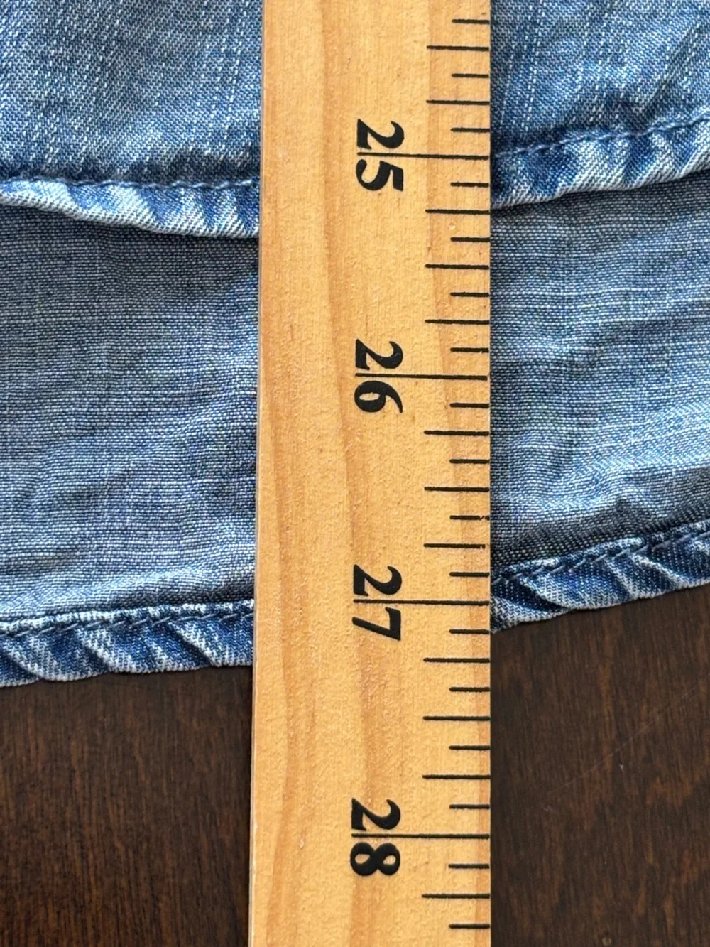 Jane + Delancey Ruffled Denim Chambray Button-Front V-Neck Top Size L Lyocell - Picture 9 of 9